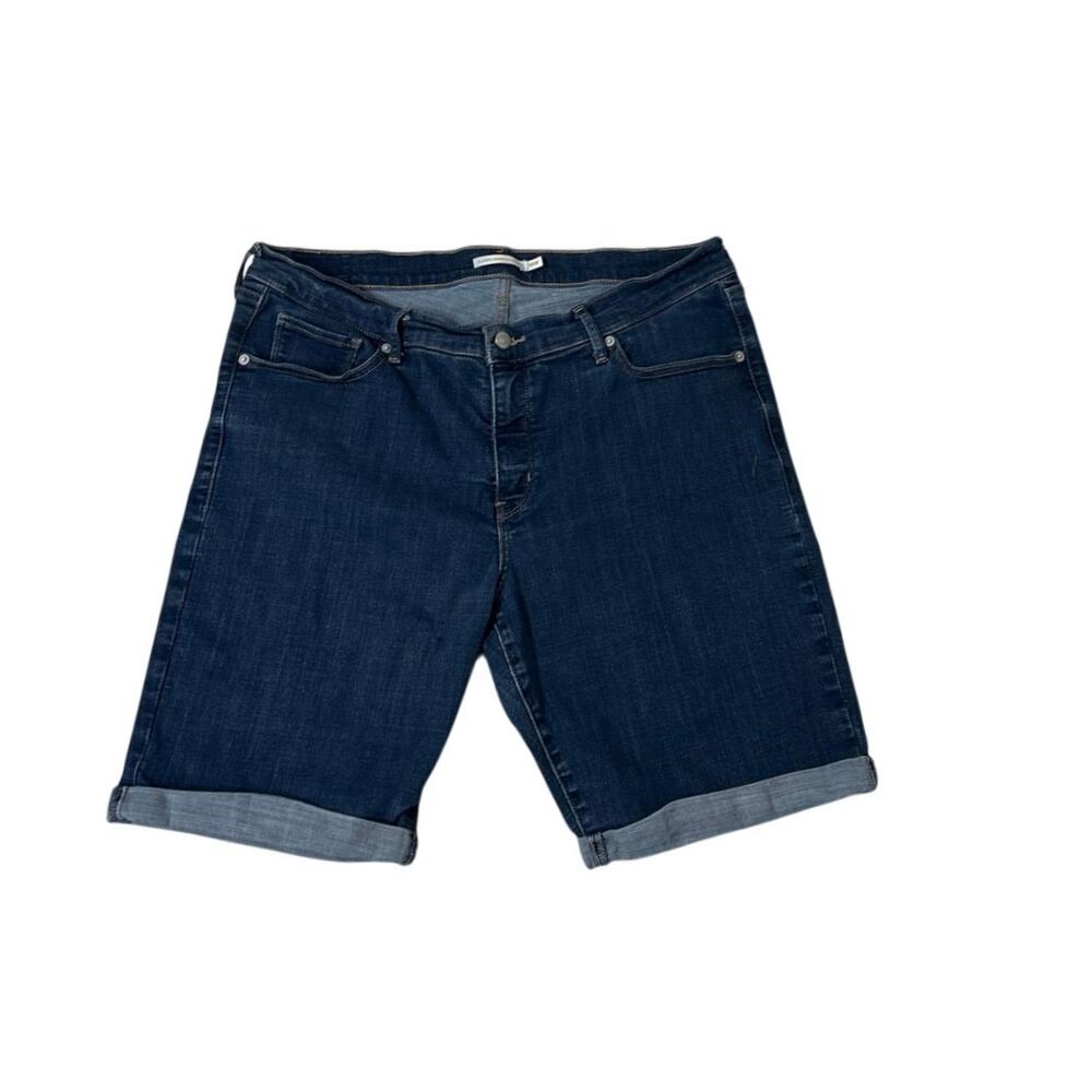 Levi’s Classic Bermuda Shorts Womens Size 18W Dark Wash Cuffed Stretch Denim